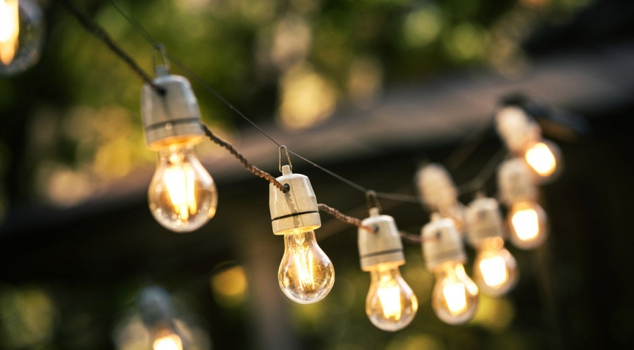 Seven Tips for Decorating Your Home and Patio
